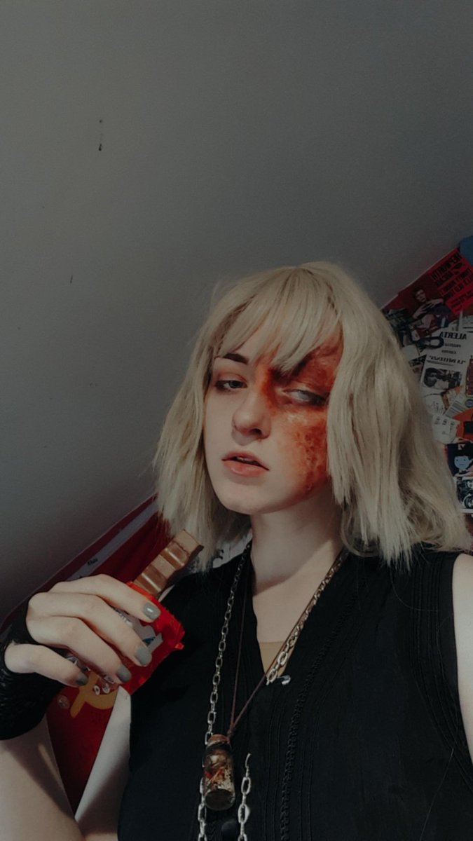 w0rmrabies's tweet photo. Emo kurapika #mello #deathnote #cosplay https://t.co/7qjH7B13la
