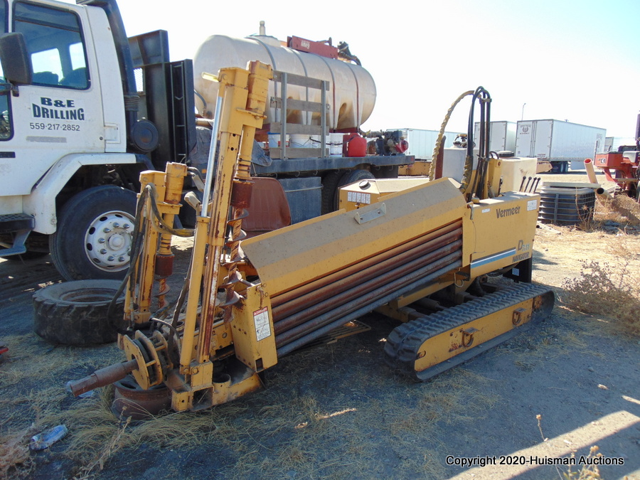 huismanauction's tweet image. 📣Featured Item! Lot # 105: Vermeer D7X11 Navigator Horizontal Boring Machine - 300' Drill Steel, Kubota Diesel, Does Run [307 Hours] w/ Bleshe 2 Axle 12,000# Trailer. 👉zcu.io/KVjZ #boringmachine #equipment #construction #underground #undergoundcontractor #boring