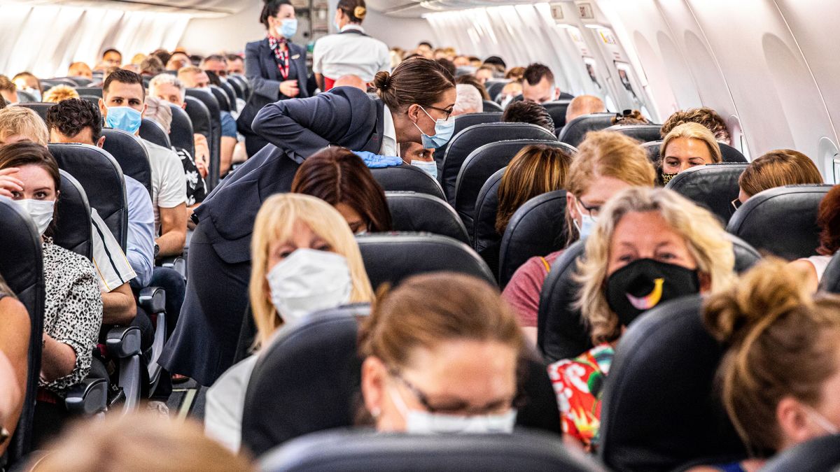 NotKennyRogers's tweet photo. It bothers me to see so many churches rolling over so easily on these lockdown rules.

If you can safely fit 230 people wearing masks inside a cramped airplane for 6 hours, you can safely fit 230 people wearing masks inside a spacious church for 50 minutes. https://t.co/8ZaUEKZdOZ