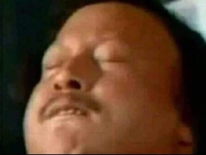 hasnainmsd's tweet photo. @OYE_ZYNAB Lezz go😂 https://t.co/oXoFOKVPFb