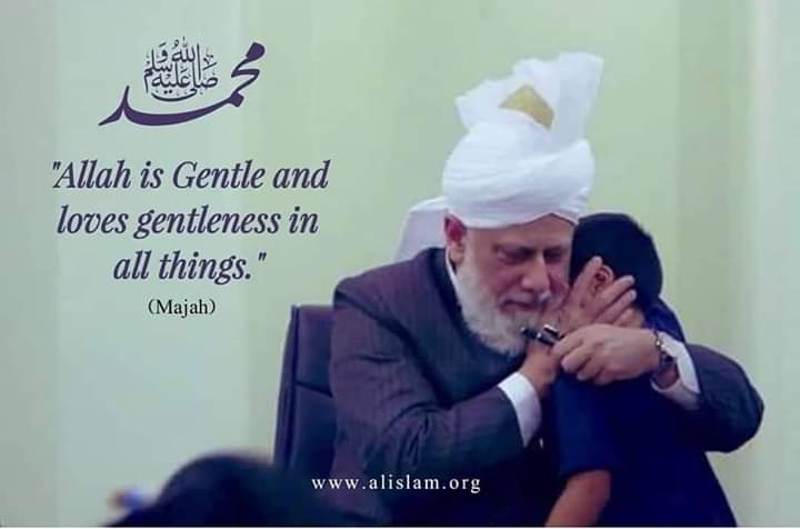FarhanaKanwal_T's tweet photo. The Holy Quran states that Allah the Almighty is Lord of All the Worlds. Thus,
Muslims believe that God provides for all people, irrespective of their faith or beliefs & so mutual respect amongst all people was a basic prerequisite.
#AllahTheCreator
#AllahTheProvider
#Khilafat https://t.co/AmzbVGuRmv