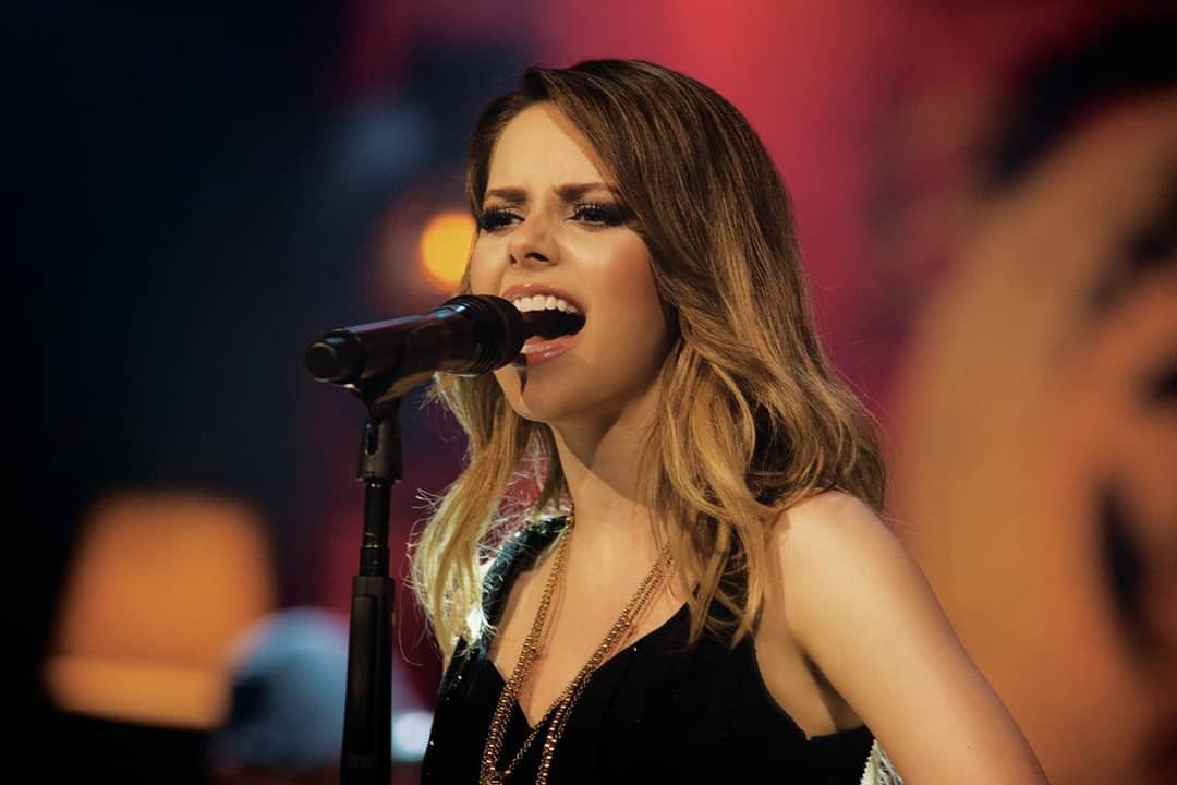 faclube_'s tweet photo. 5 anos da gravação do #SandyMeuCanto, o início da melhor Era de @SandyLeah solo.

Foto: @MarcosHermes https://t.co/tpwSDpnCDb