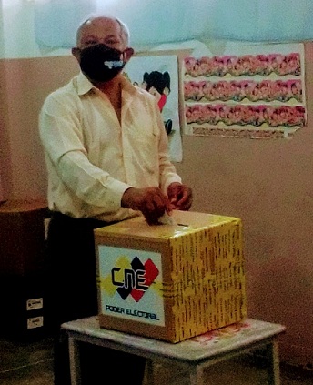 eddygomez2008's tweet photo. #15Nov Ejido va al simulacro para ratificar su voluntad de votar y derrotar al gobierno de Maduro y a construir un nuevo país donde quepamos todos. #EstoTieneSolucion @claudioefermin, @juanbarretoc y @eddygomez2008 a la  Asamblea Nacional https://t.co/hUB5QQdBHY