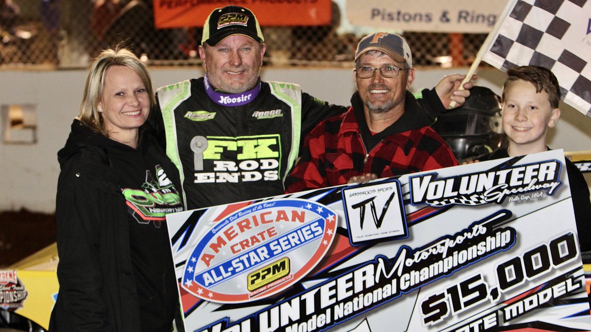 JimmyOwens_20's tweet photo. Got it done @TheGap_VolSpdwy for $15,000 tonight in the inaugural Crate Late Model National Championship!

Huge thank you to Michael Lloyd for this opportunity and providing me with an exceptional @Rocket_Chassis XR1!

📸 @WillBellamy360 https://t.co/sBru05omUZ