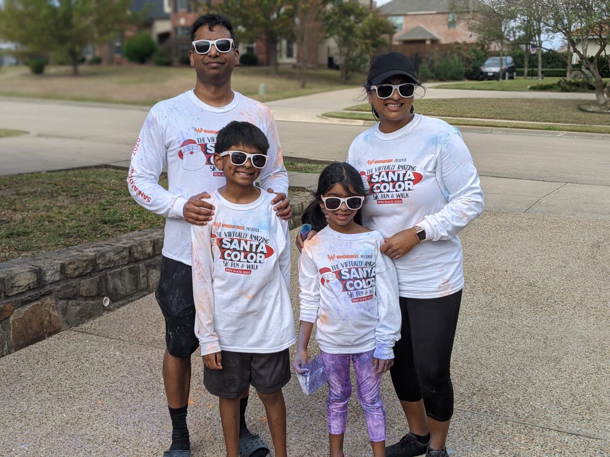 Mrs_Varughese's tweet photo. Of course this is their favorite part 😂 @santacolor5k ❤️🧡💜💚💙#run4misd https://t.co/XcHTCUzG6B