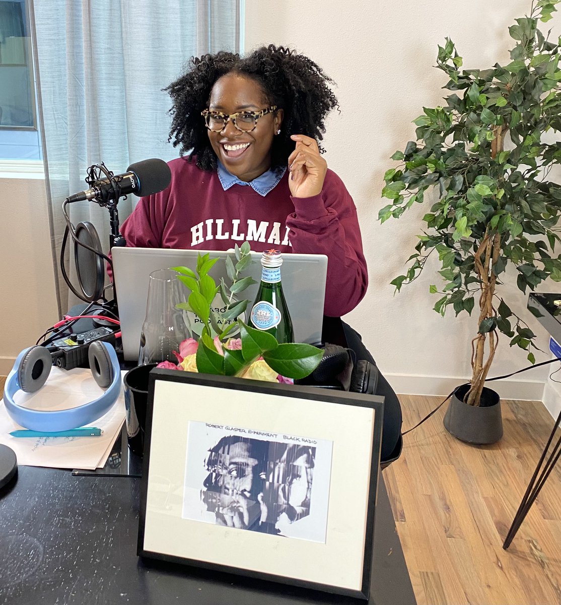 ProdWatzs's tweet photo. C O M I N G  U P @soaboutthatpod w/ @jordanhora 🔥 
Intentional. ✔️
Thought provoking conversations. ✔️
Curated topics. ✔️
#watzsaudio https://t.co/vX8bMfkfGM