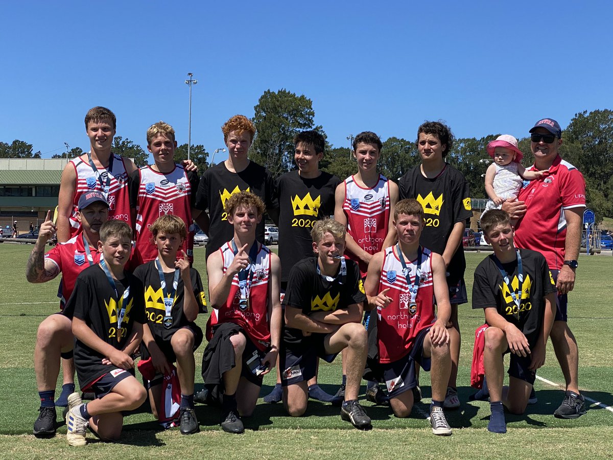WollongongTouch's tweet photo. 🏅Vawdon Cup Champions🏅
Congrats to our Youth Boys team defeating Balmain 7-5 in the Grand Final.
The first Vawdon Cup title for Wollongong since 2015, and the Devils first Youth rep side. Thanks to Coaches Joel Willoughby and @NathanFien for your amazing efforts. @nsw_touch https://t.co/UxGTgEg7lt