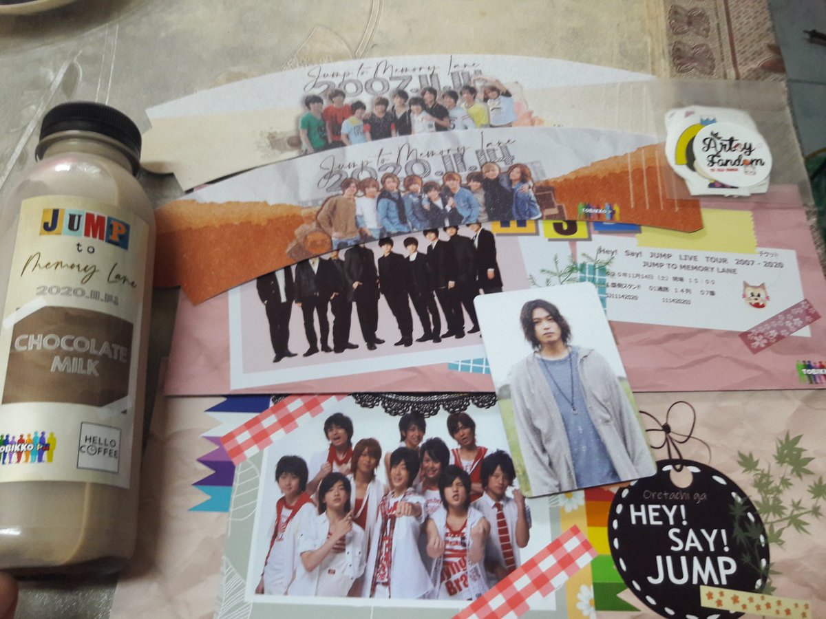 sayuri_takaki02's tweet photo. YeY! na receive ko na.. ganda po ^_^ 
Thank you @TobikkoPH for organizing this event ^_^ @hellocoffeecafe for the delicious drink ^_^ 💜💜💜💜💜

 #TobikkoPH 
#JUMPtoMemoryLane  #Hellocoffeecafe https://t.co/awRqBFh31J