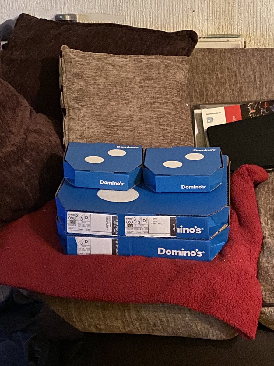 NellyAsh's tweet photo. Great fast delivery from @Dominos_UK  driver didn’t want to get out the car but particularly love the bottle of Coke I purchased with this order.... but where is it? https://t.co/RIXWScX6UO