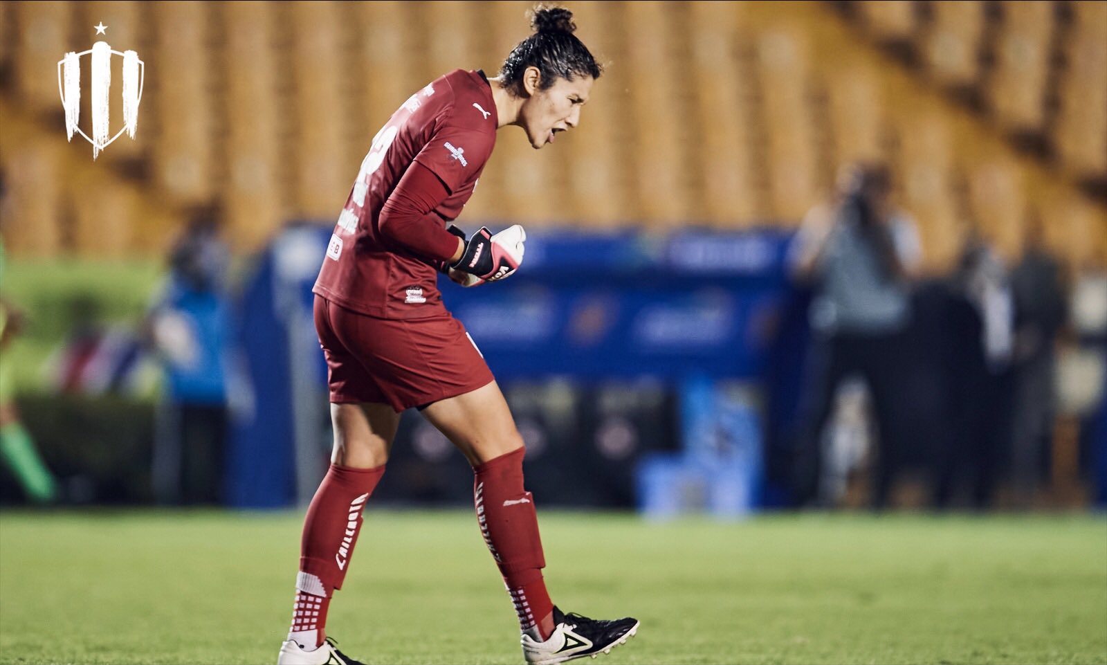 Alejandría Godínez celebrando en el Clásico Regio Femenil