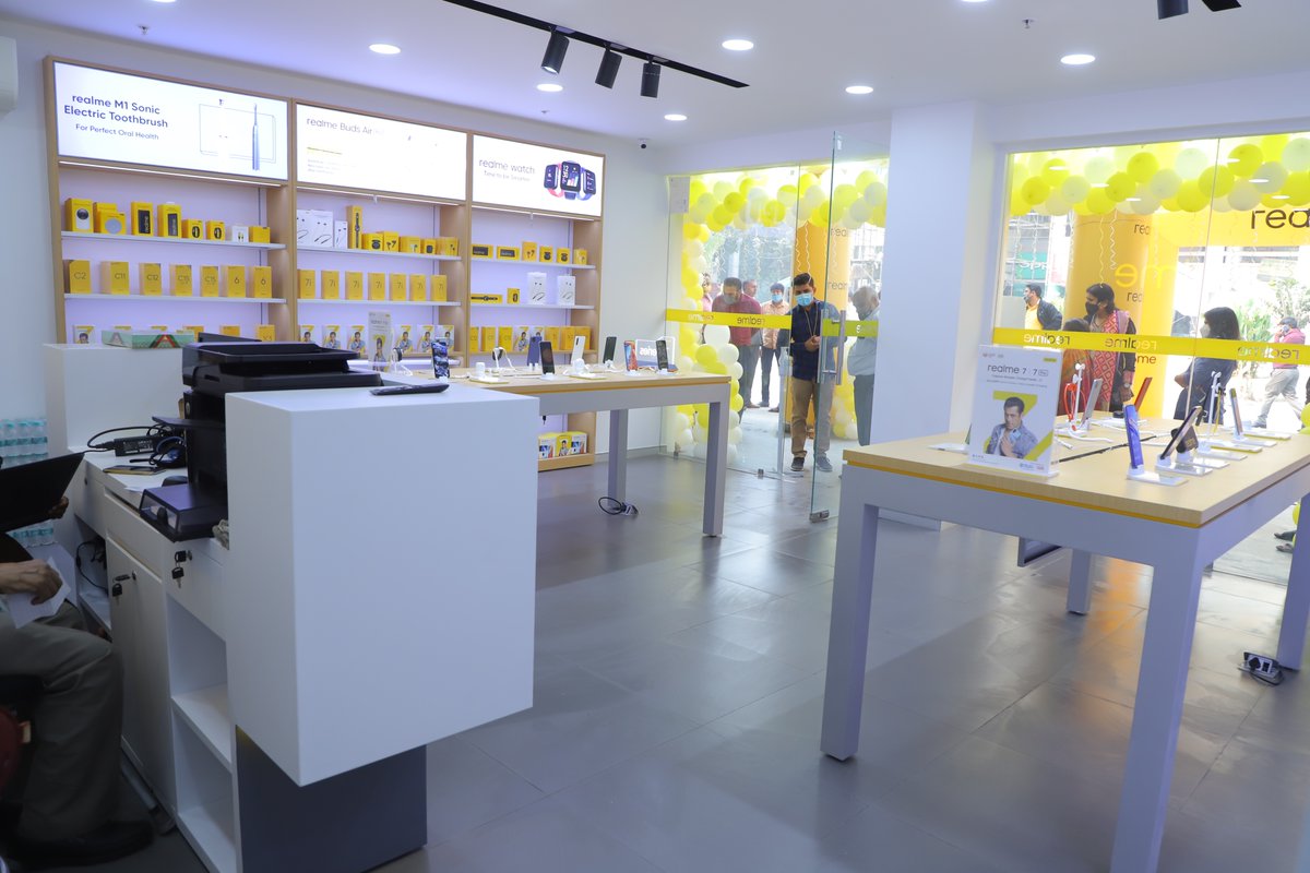 Madhav Sheth tweet media