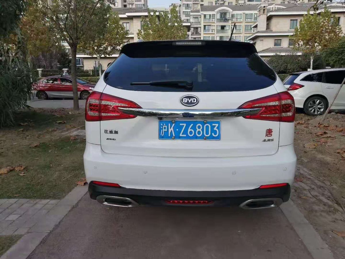 shanghai_driver's tweet photo. China car exporter- Decemeber,2015, BYD Tang Hybrid 7 seats SUV, premium version. 80km electric mileage/charge, together with 2.0T gasoline engine, we can sale it by China local wholesale price if you use in China. CNY89,800/USD13,547. https://t.co/LnWH65SqOo