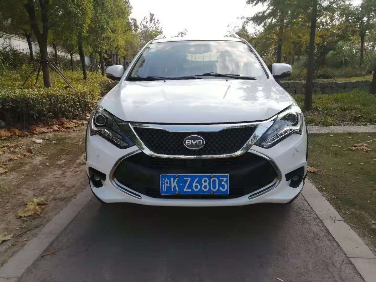 shanghai_driver's tweet photo. China car exporter- Decemeber,2015, BYD Tang Hybrid 7 seats SUV, premium version. 80km electric mileage/charge, together with 2.0T gasoline engine, we can sale it by China local wholesale price if you use in China. CNY89,800/USD13,547. https://t.co/LnWH65SqOo