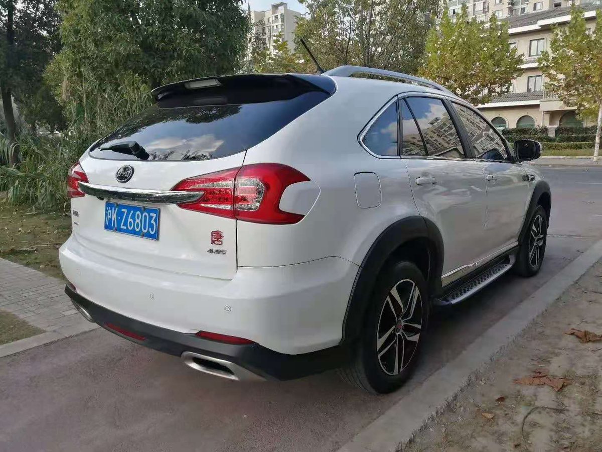 shanghai_driver's tweet photo. China car exporter- Decemeber,2015, BYD Tang Hybrid 7 seats SUV, premium version. 80km electric mileage/charge, together with 2.0T gasoline engine, we can sale it by China local wholesale price if you use in China. CNY89,800/USD13,547. https://t.co/LnWH65SqOo