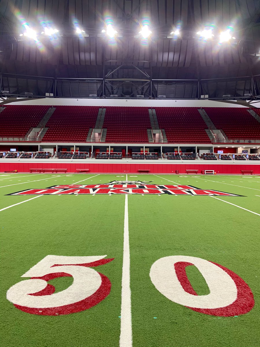 jayelsen's tweet photo. We did it, y’all. We got in a whole season of high school football in 2020. Well done, @SDHSAA!
@danswartos @Krog14
#MidcoSN | #SDFootball20 https://t.co/UDiO8PRiXL