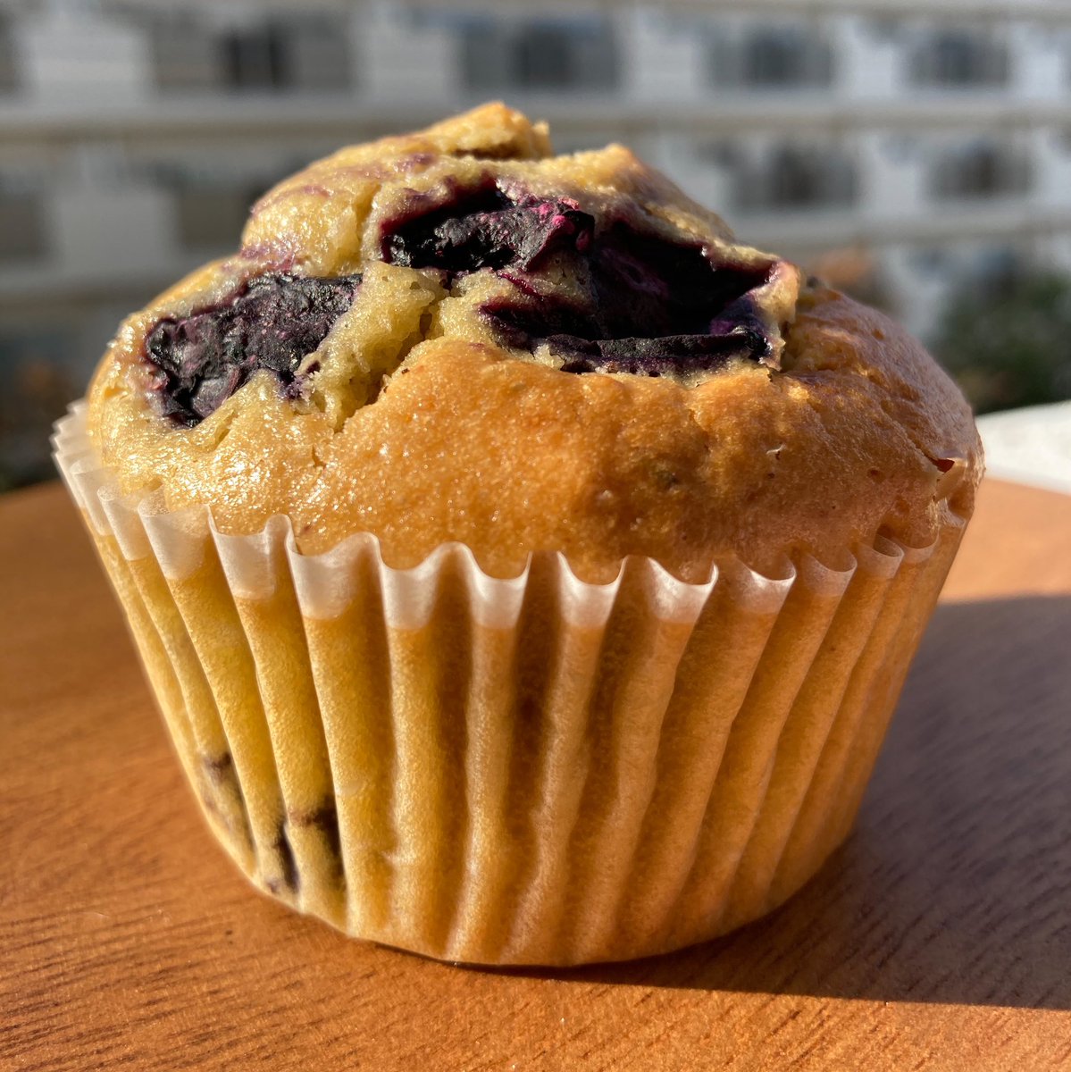 muffins_awesome's tweet photo. ブルーベリ���マフィン
G blueberry muffin

ナツメグ少々。

#米粉　#グルテンフリー　#焼き菓子　#マフィン　#ブルーベリー https://t.co/ny4Wx7eKnf
