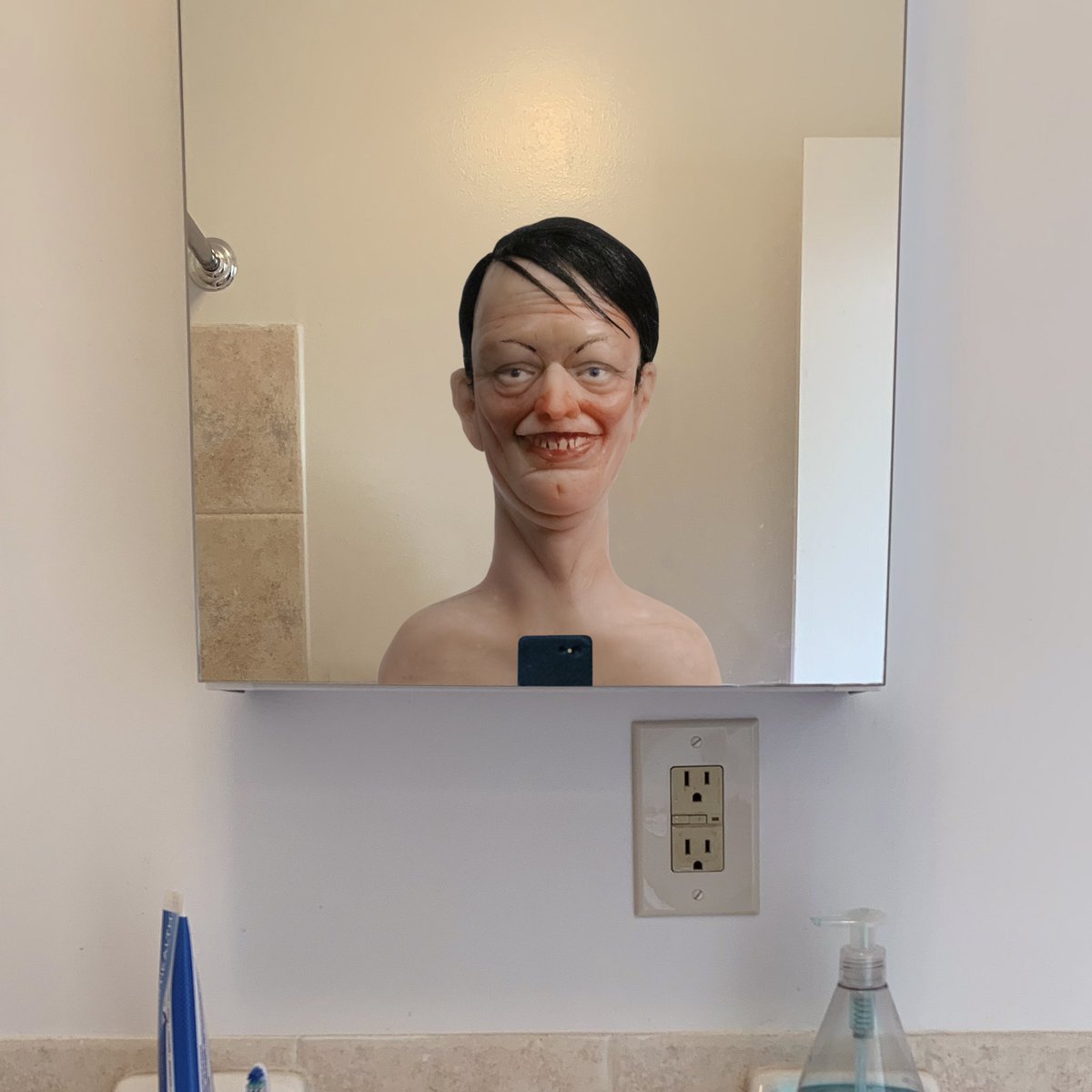 johandrox (@squishyclayboi) on Twitter photo 