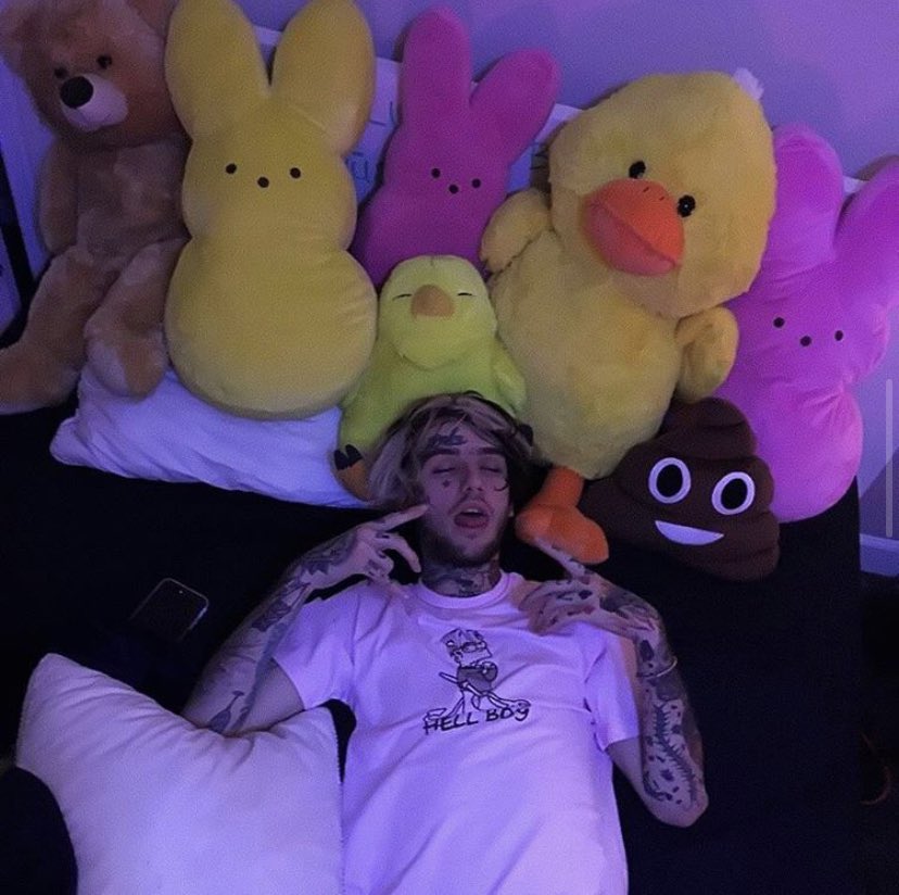 Li1PEEP's tweet photo. RIP Lil Peep💗can’t believe it’s already been 3 years 😞 https://t.co/bLJYLqZSf2