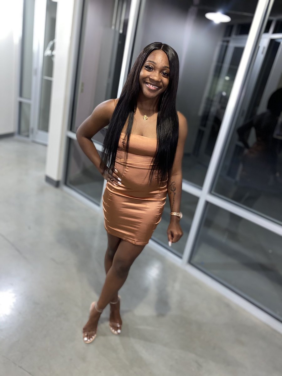 TeyannaaM's tweet photo. Make You Eat Ya Heart Out If You Lose Me, But That’s Just Apart Of The Game 😏🤎
#WifeyType https://t.co/Mn4dWcmg9h