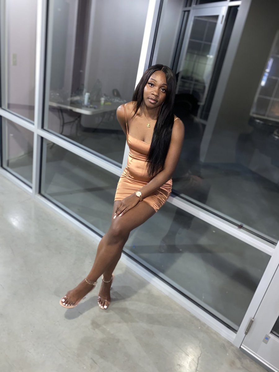 TeyannaaM's tweet photo. Make You Eat Ya Heart Out If You Lose Me, But That’s Just Apart Of The Game 😏🤎
#WifeyType https://t.co/Mn4dWcmg9h