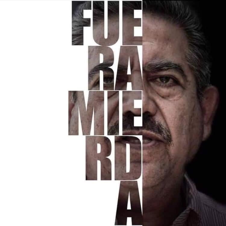 ElImperioBarber's tweet photo. Renuncia de Merino ya!!!! #MerinoRenunciaYa #CacerolazoPorElPeru  @noticiAmerica https://t.co/nm6Lf2PoEj