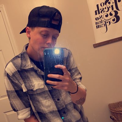 CoachHope23's tweet photo. #NewProfilePic https://t.co/NzKW9NAUdx