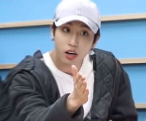 — han jisung being a living meme; a needed thread  #StrayKids  #skz