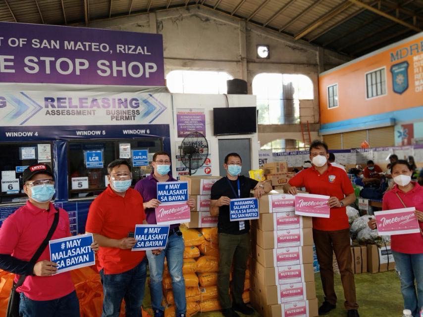 Nakapagdala na din tayo ng sako-sakong bigas, 10 kahon ng corned beef, 3,700 paracetamol at 1,080 nutribuns kahapon para sa mga taga-San Mateo, Rizal na apektado rin ng bagyong #UlyssesPH.