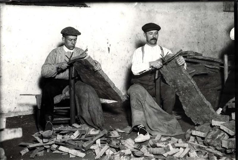 fincabuytron's tweet photo. 6 oficios tradicionales de la #culturadelvino en peligro de extinción https://t.co/i5hApeVvu9 via @Carlos7alella https://t.co/04fvTVK81n