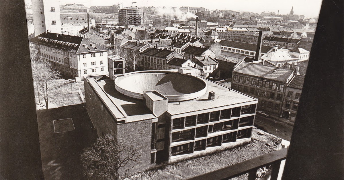 Speedmaster72's tweet photo. #DomingosDeParroquia
Iglesia y monasterio de San Hallvard (Oslo, Noruega. 1966), obra de los arquitectos Lund &amp; Slaatto. https://t.co/cYsVxzvQxB