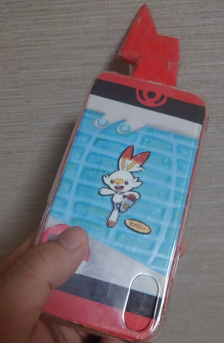 黒 沢 廣 Na Twitteru めちゃくちゃムラがありますが プチ工作出来上がりました 初代のポケモンアニメがyoutubeでやっていたので興味が湧いたようです ポケモン ポケモン図鑑 スマホロトム 工作