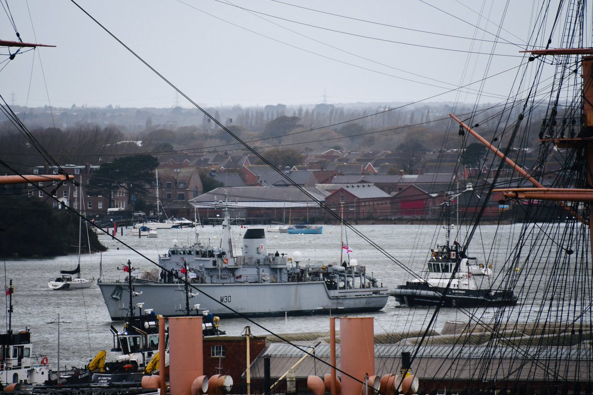 👋 Morning @HMSLedbury 🇬🇧 @RoyalNavy @HMNBPortsmouth @qhmportsmouth @CdrMCM @PortsmouthProud @NavyLookout @UKDefJournal @SercoGroup