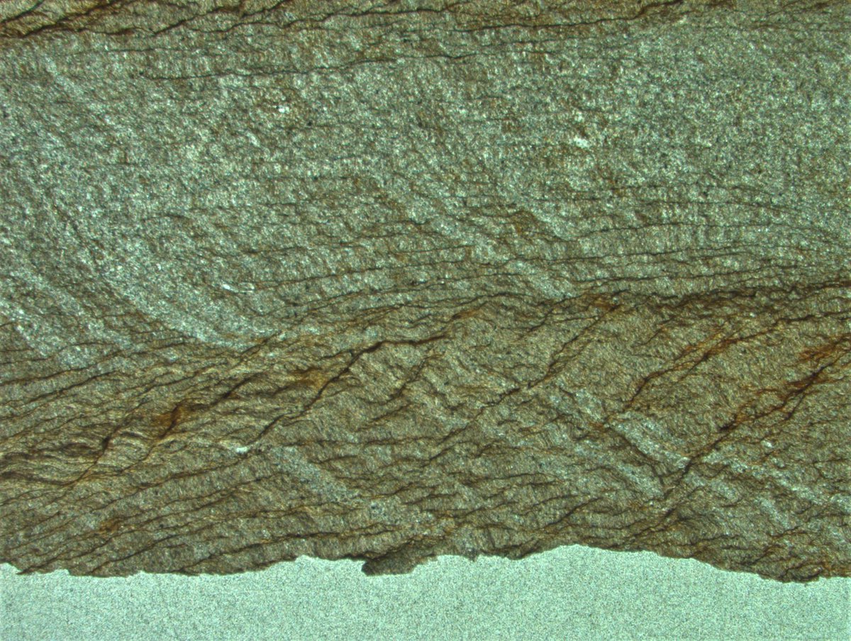 GigsItalia's tweet photo. 📣📣CHALLENGE📣📣
#guessthestructure
👉 How many foliations can you see? 🧐
👉 Can you classify them? 💬
✍️ You can redraw on the picture the different foliations and their classification! ✏️
#geology #geologychallenge #challenge #geologia #structuralgeology #foliations #guess https://t.co/jKgj7m1mxQ