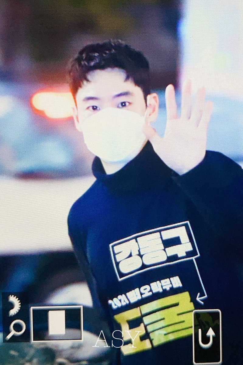 andseeyou_'s tweet photo. 201115 무대인사 #이제훈 #도굴
ㅎㅎ케이무비 재밌땅 https://t.co/Ud4uSgpd07