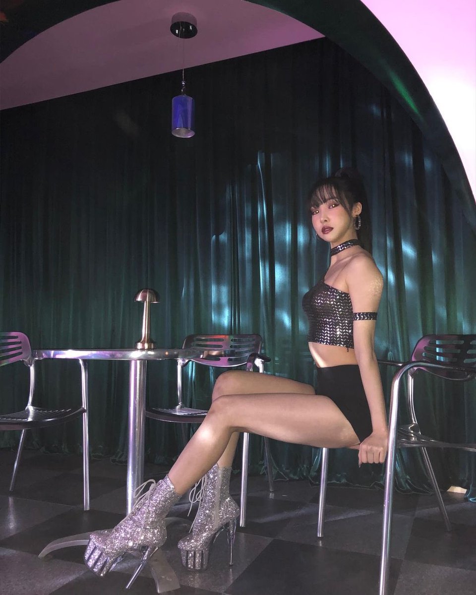 201115 #유주 인스타 
🖤