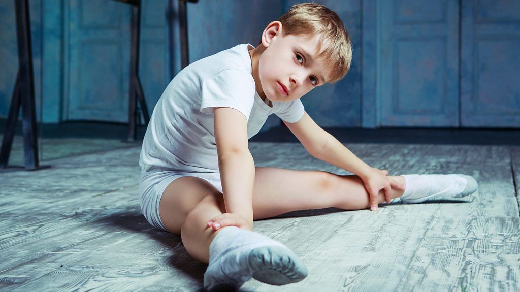Dont forget LBBS Global is still running online classes on Sundays for those that are too far away from our London HQ or self isolating.

Ages 4-18. New pupils welcome.
We will continue to train!
buff.ly/2ZAMHMY

#LBBSGlobal #Lbbs #BoysBalletSchool