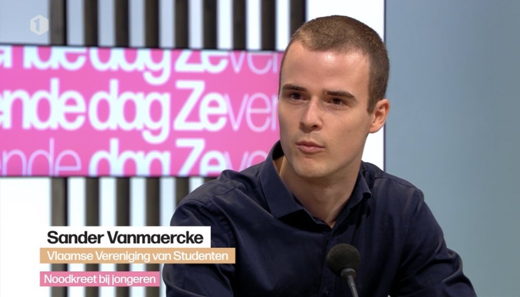 “50% van de studenten geeft aan zich sociaal geïsoleerd te voelen. Dat is gigantisch veel. Er is nood aan meer perspectief voor studenten." <a href="/VanmaerckeS/">Sander Vanmaercke</a> op #7dag #vrtnws <a href="/De7deDag/">De Zevende Dag</a> #generatielockdown