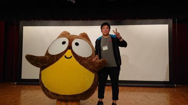 LuckyDip2020's tweet photo. 生協学生委員会LuckyDipメンバー紹介🕊

名前:かずき
役職:共済・総代
学部:教育学部2年

生協大好き男子のかずき！写真はタヌローとのツーショット✨心の中にはブレない何かが…？？ https://t.co/7QgdgQd3eZ