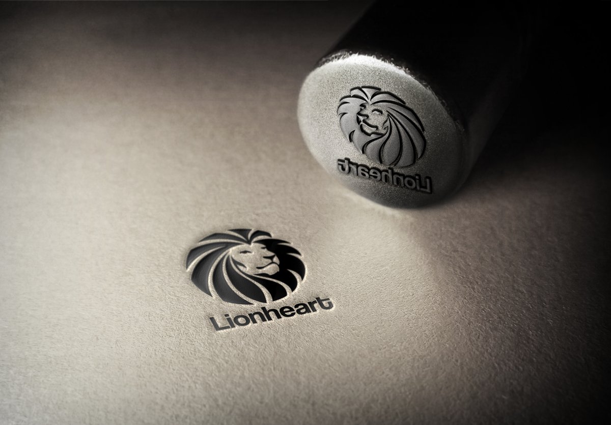 Lionheart_Bats's tweet photo. Attention to detail https://t.co/EXjNeQC2wR