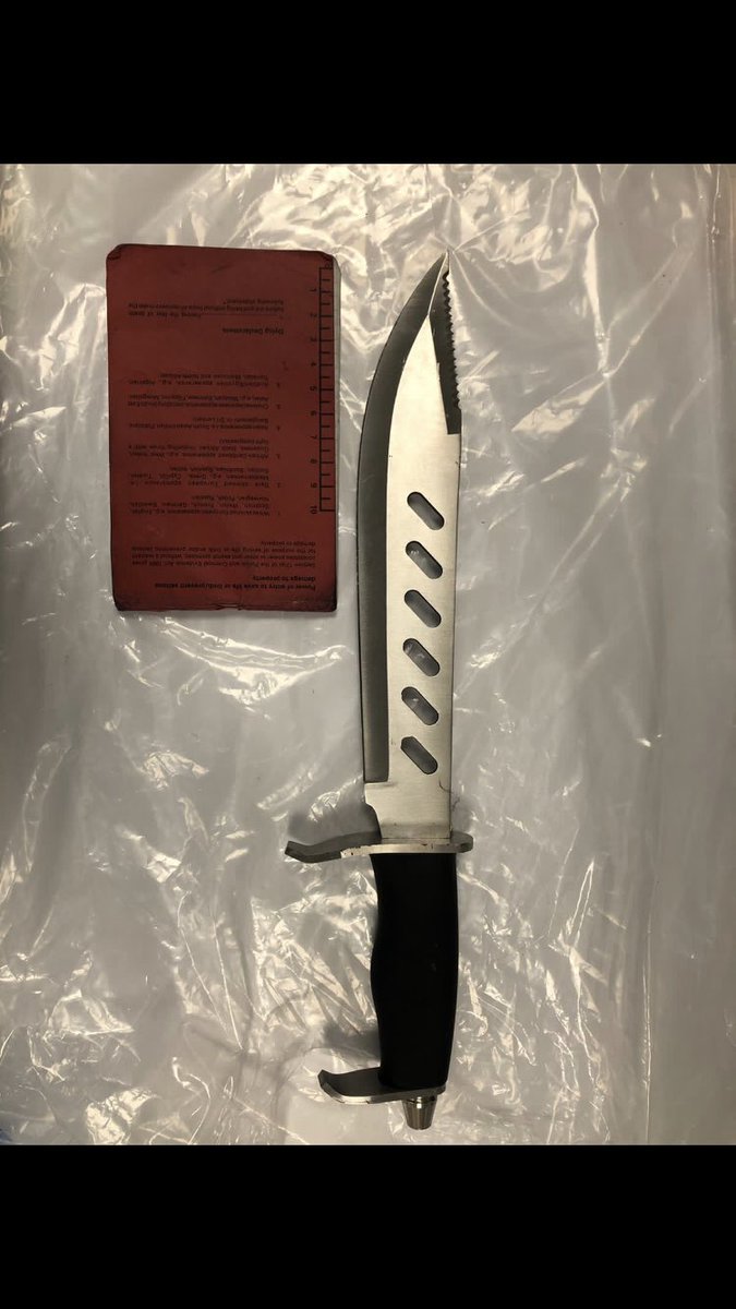 MetTaskforce's tweet photo. Numerous calls to #Dalgarno Estate on @MPSKenChel - 30 young males with knives/weapons, fighting + causing damage to vehicle. 7 arrests by TSG U53 for Drugs Supply, Off Wep + Violent Disorder. Rambo knife found on male. 2 baseball bats and knife found. A life saved tonight ^5268U https://t.co/Q03MBqFdUF