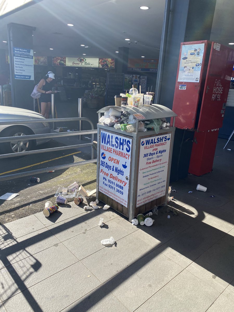 OutFitHealth's tweet photo. @RandwickCouncil it might be time to put an extra bin (or 2) at Sth Maroubra shops. This bin is often overflowing. People generally want to do the right thing https://t.co/oLCM9UT4R3