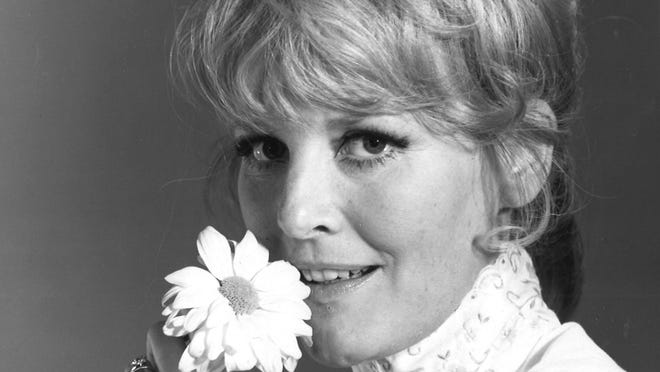 Happy Birthday to Petula Clark (15 November 1932). 