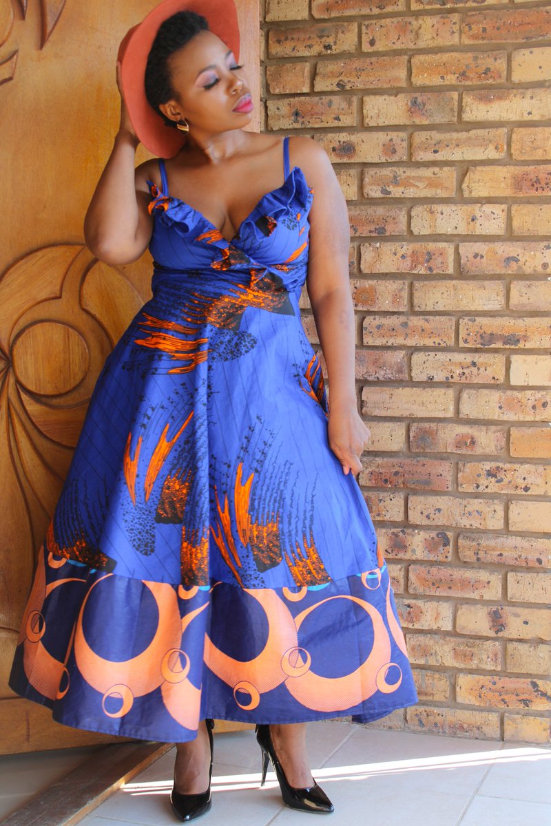 Melchuhzehduhk's tweet photo. Guys I've posted enough pictures of the same old designs. It's your turn, post a picture of you in your favourite dress or suit π
#TheStyleCulture https://t.co/qBVnGAzBek
