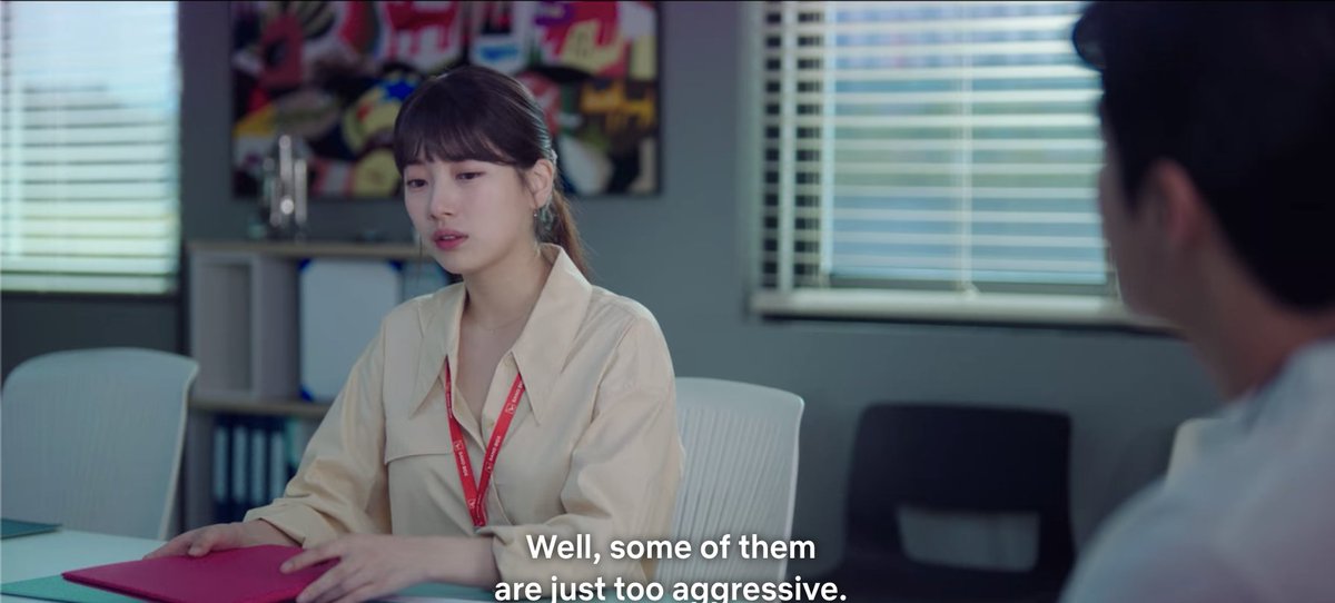 Later, During her meeting with Jipyeong, Dalmi was still annoyed and complained about the way that a particular customer talked about the product.