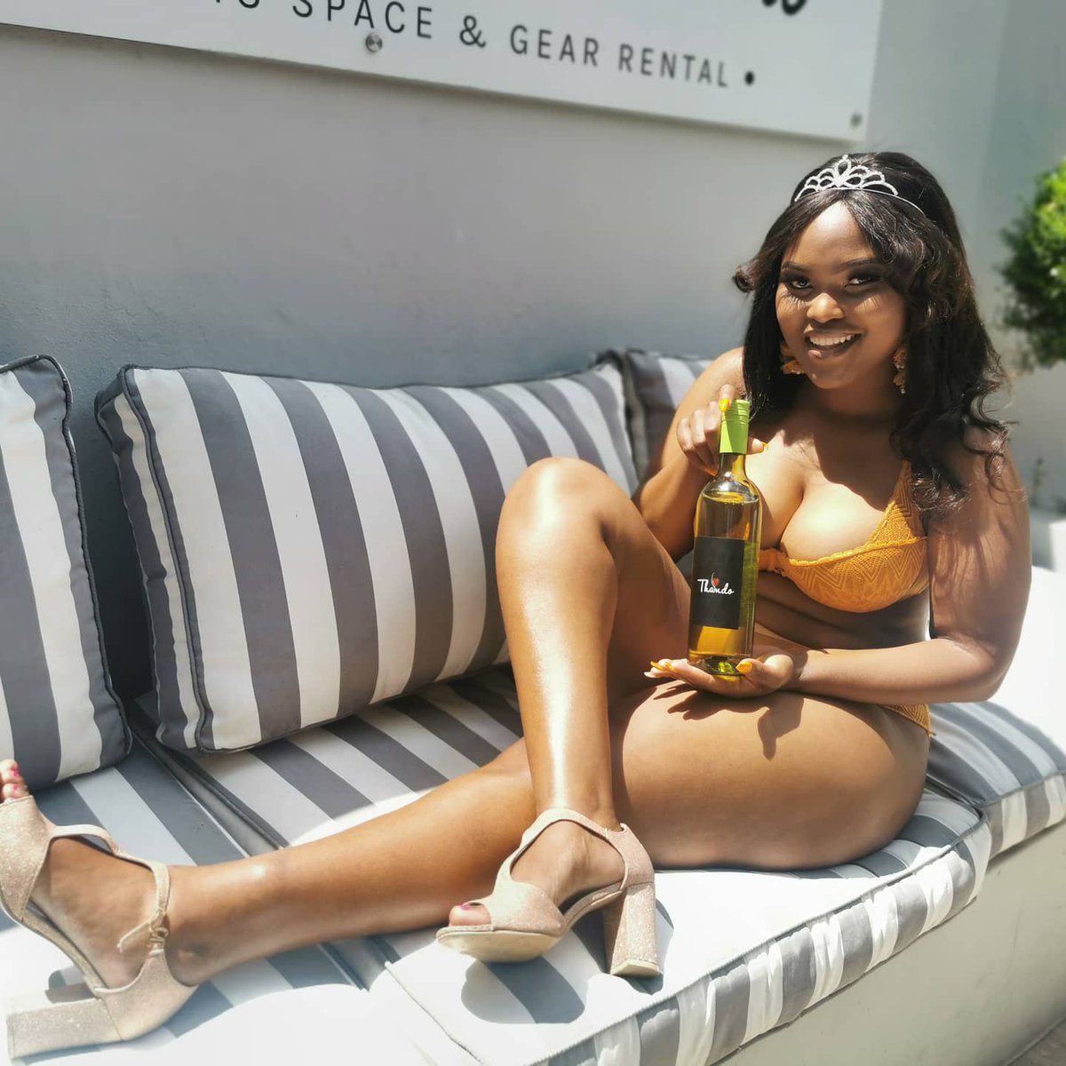 ThandoWinery's tweet photo. Code Name: Redefining beauty with @CelebratingThis

Queens of all shapes &amp; sizes owning, loving &amp; embracing their bodies. We love to see it, we love to be a part of it. Such a safe  environment. All hail to the Queens.

#thandowinery #tasteexperiencedrinklove #TREASURE #buylocal https://t.co/azv5YSwOc0