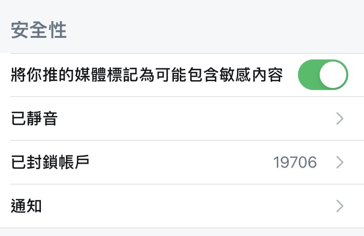g2020's tweet photo. 莫名其妙 RT @blogtd: @biantaishabi @horsezhanbin 哼 https://t.co/oGBPTV9j7A https://t.co/D4gxjgX68X