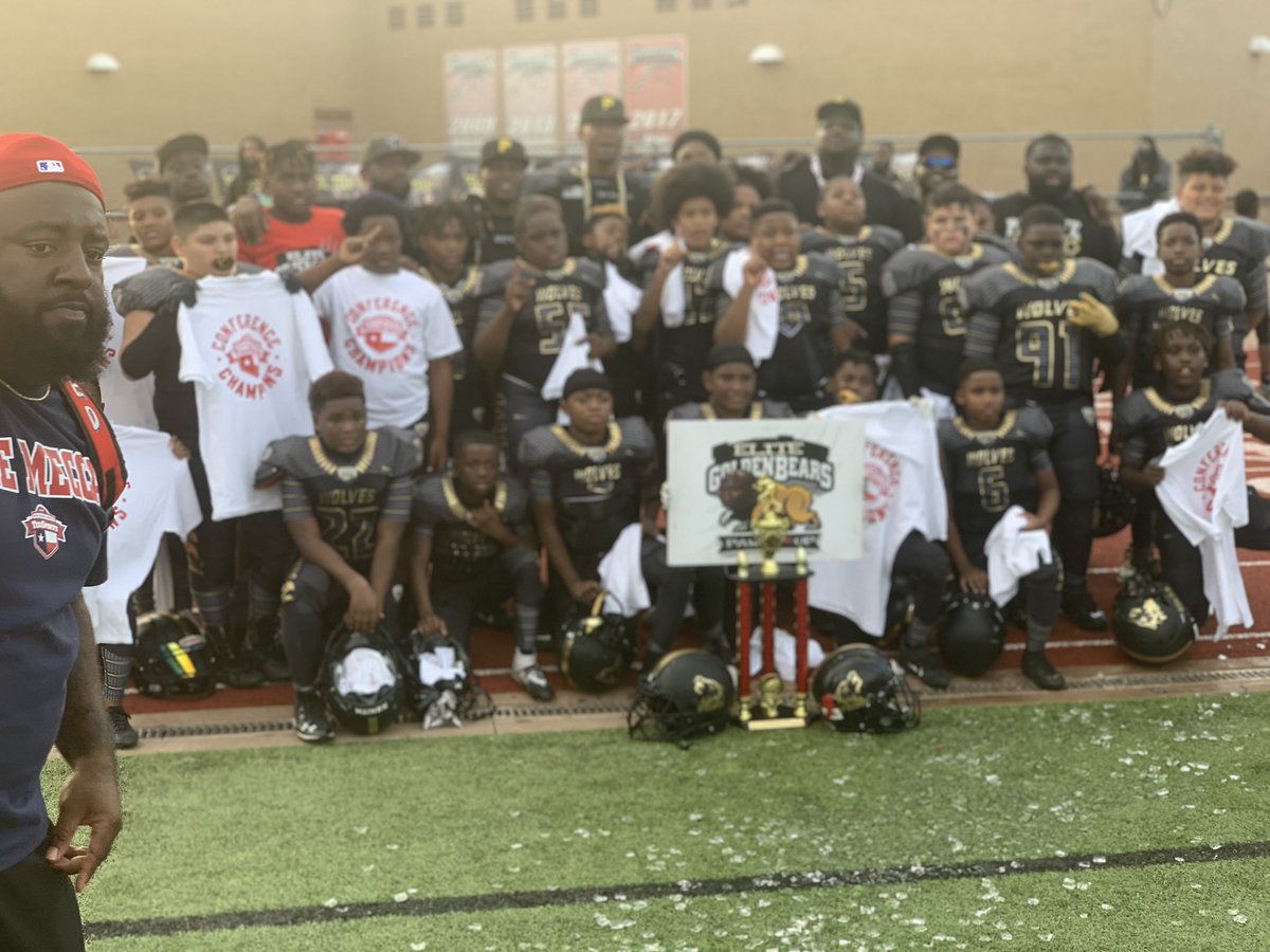 jeremiah__4x's tweet photo. Shout out to my team #SEALTEAM6 and my coaches 💪🏾💪🏾💪🏾 #PACWAYORNOWAY #PACLYFE #PACUNIVERSITY https://t.co/Jc9wNyA7e2