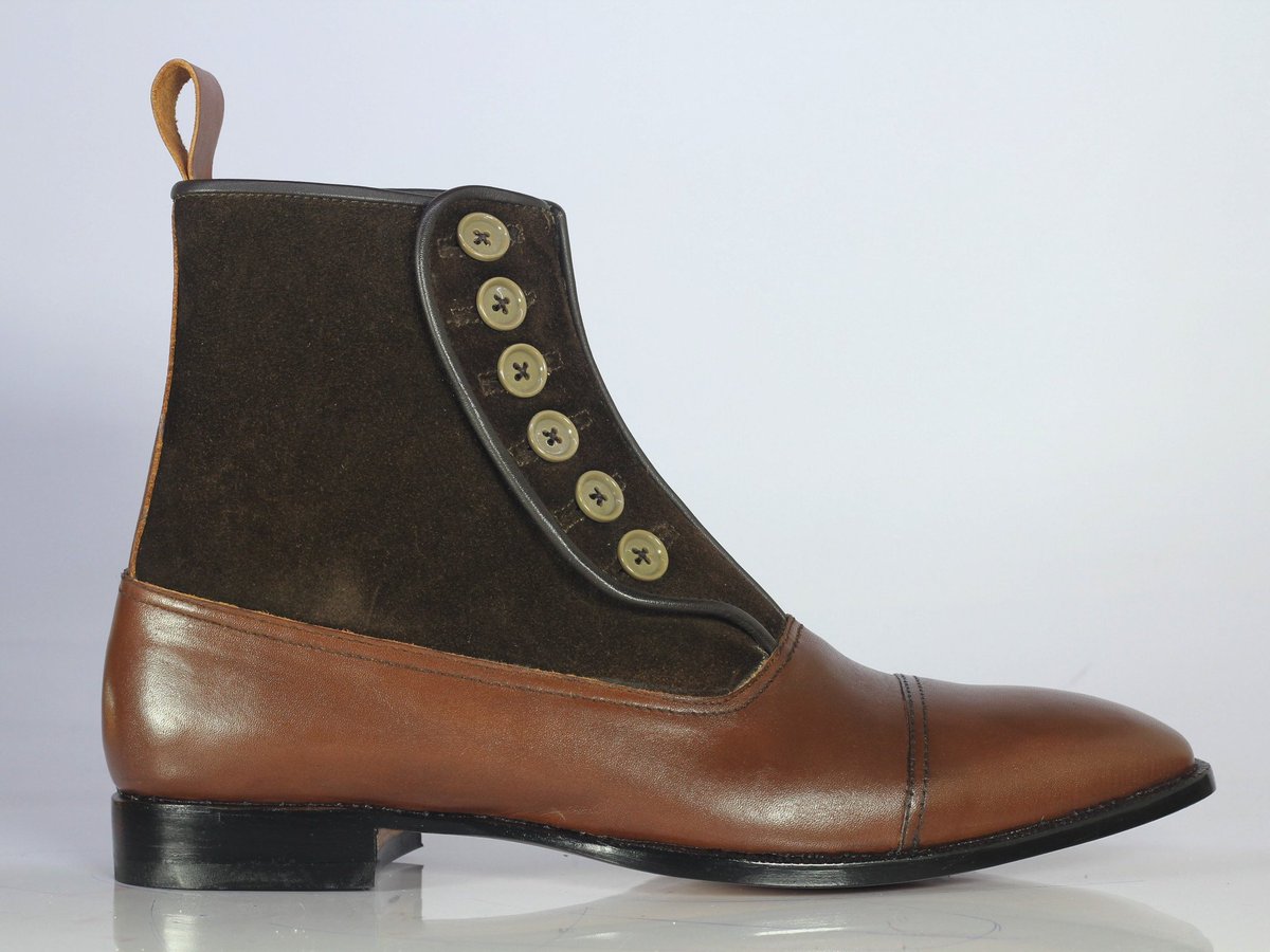 TheLeatherSouq's tweet photo. #men #Handmade #leather #suede #brown #captoe #anklehigh #buttons #boots #longboots #captoeboots #twotoneboots #buttonboots #brownboots #ankleboots #menboots #handmadeshoes #goodyearwelted #handstitched #designershoesforless #streetwear – theleathersouq https://t.co/r1OmY2dADJ https://t.co/XY4aWUKDuT