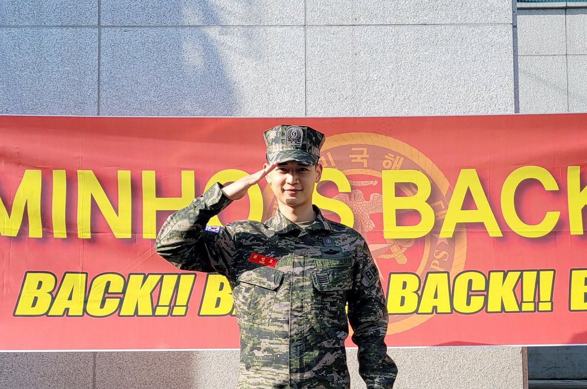01ABCDEFG's tweet photo. ยินดีต้อนรับกลับบ้านนะเธอ 🥺💕✨
#불꽃카리스마_민호이즈백 #SHINee
#MINHO_is_back https://t.co/ckzi9Y1sYX