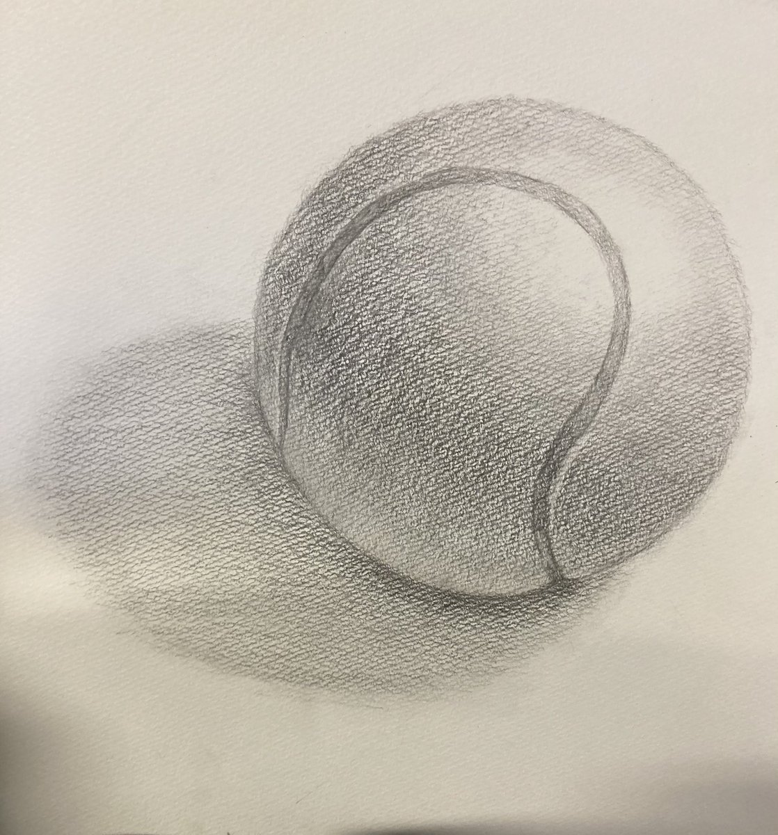 Mayuka バースデーデッサン テニスボール 球体描くの好きっぽい